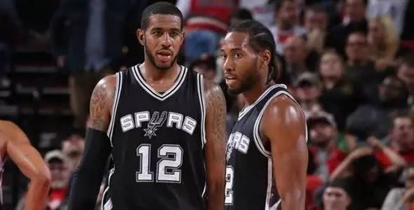 但其顽强的 但其顽强的