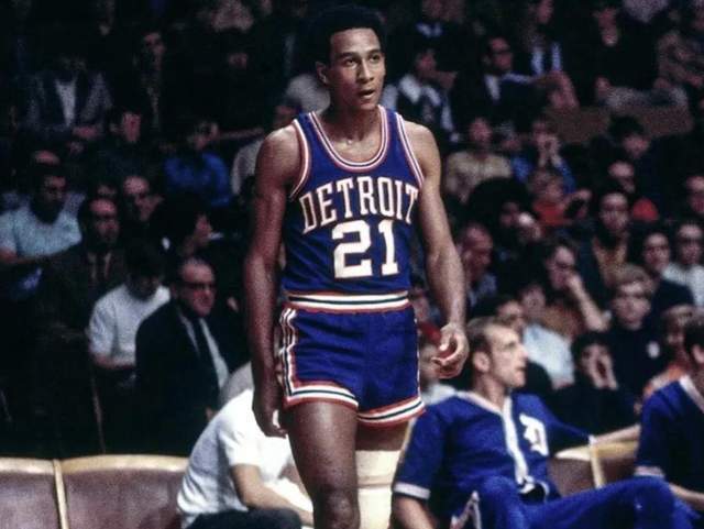 球和失误控 球和失误控